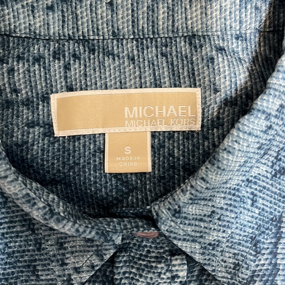 Michael Kors Long Sleeve Collared Button Up Snakeskin Blue Size S - Picture 11 of 12